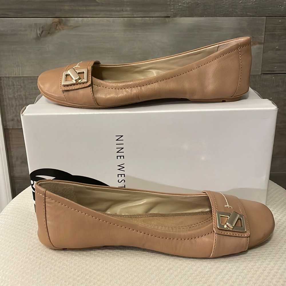 Nine West Ballet Flats Size 8.5 Color Tan
